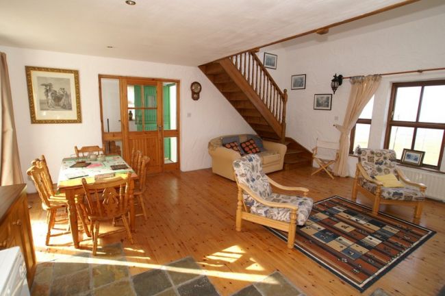 Open Plan ground floor overlooked by minstrel gallery