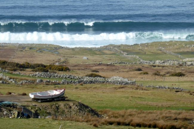 The coastline in front of the holiday home