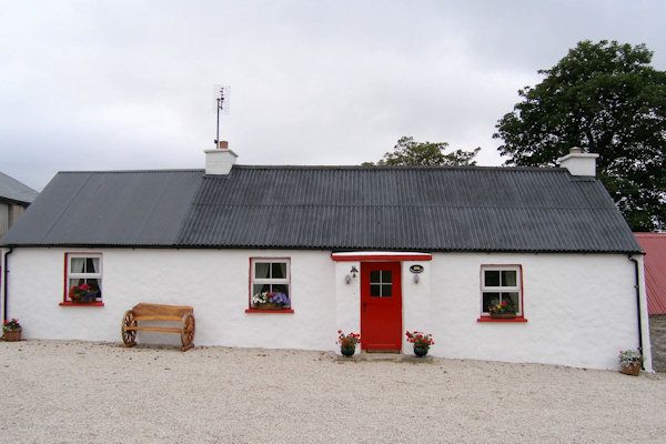 sarahs-traditional-cottage,  Letterkenny
