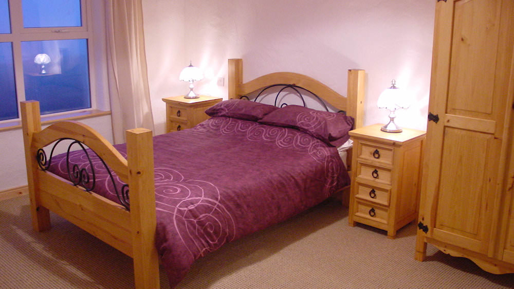 Crohy Cottage Falmore Dungloe - double bedroom