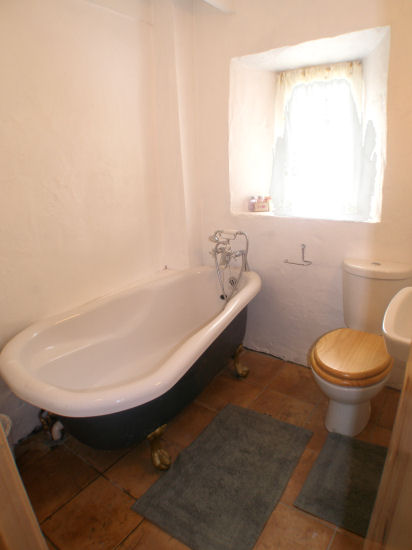 Cottage Bathroom