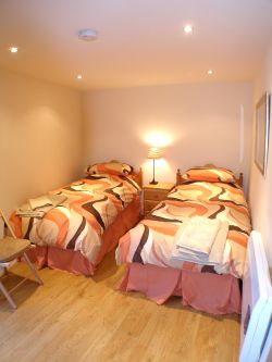 Ramelton Apartments-Twin Bedroom